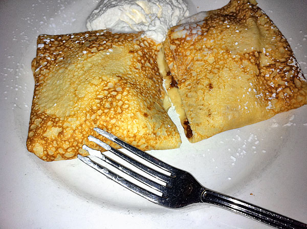 Banana Nutella Crêpe @ Bistrot Zinc – Chicago Magazine