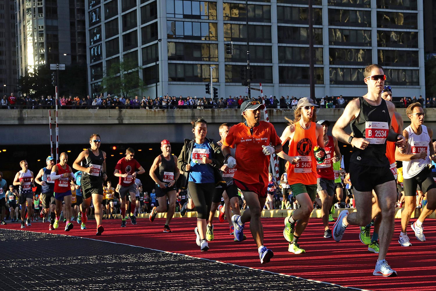 A TwoMinute Guide to the Chicago Marathon Chicago Magazine