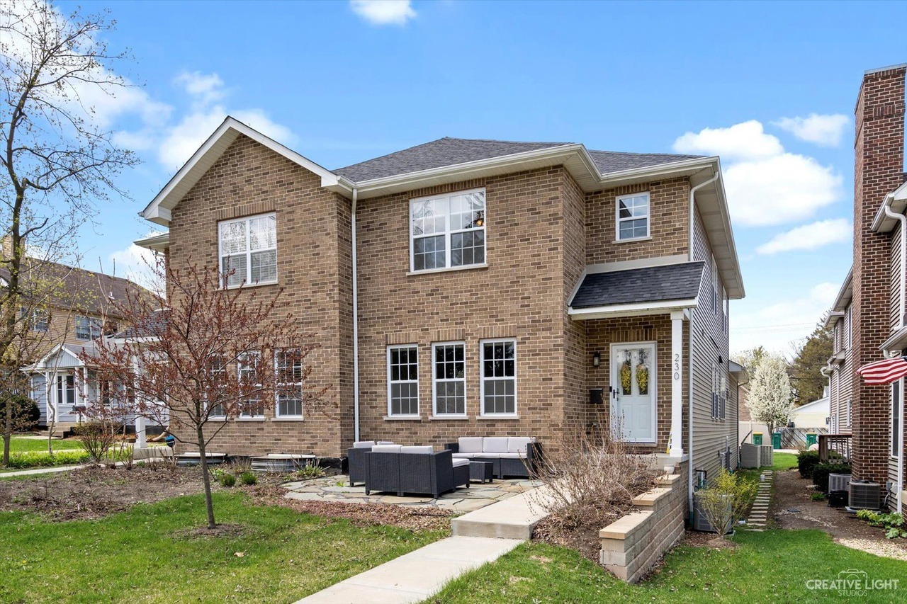 Four Suburban Duplexes For Sale – Chicago Magazine