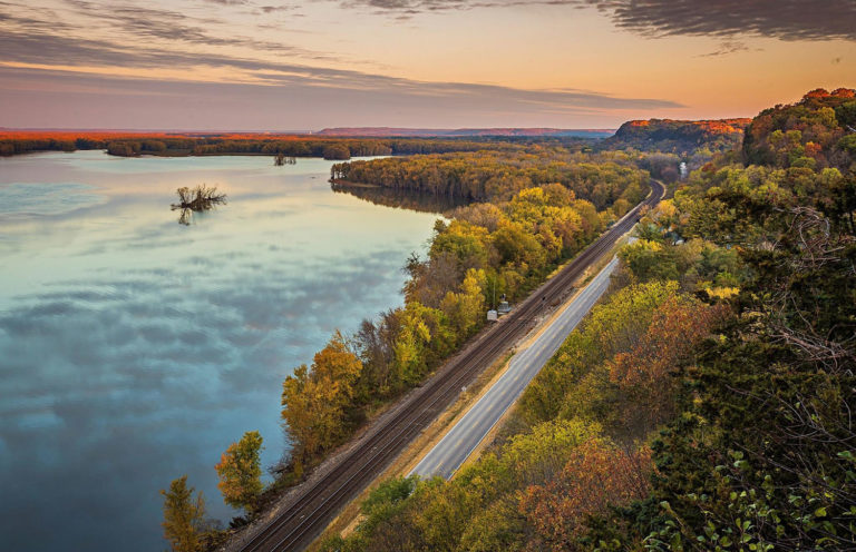 Mississippi's River Road: Where History Meets Nature