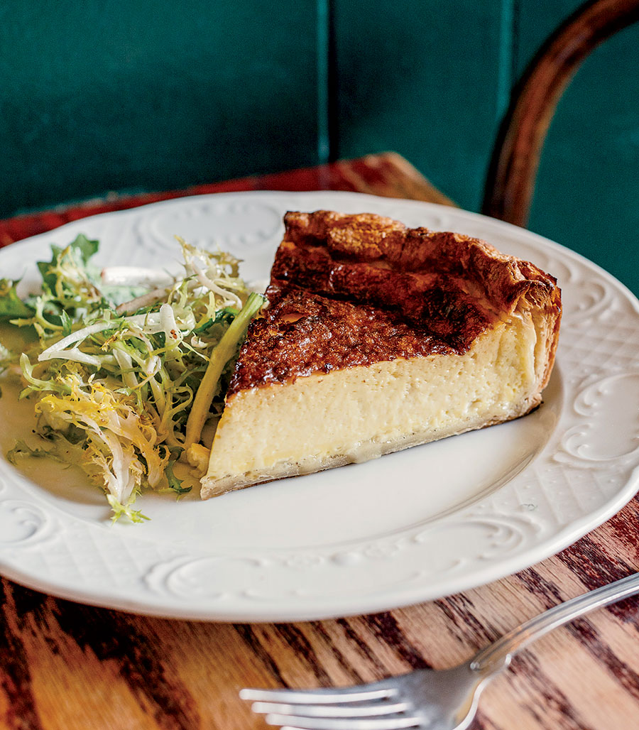 Obélix and Le Bouchon’s Délice de Bourgogne Quiche