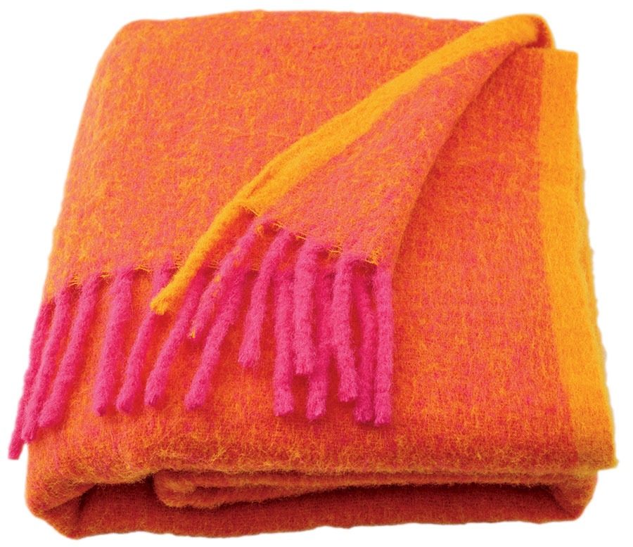 Yarn-dyed throw